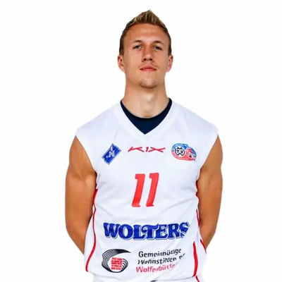 Niko Skouen